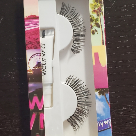 LOT OF 12 False Eyelashes- NIB - Picture 3 of 13